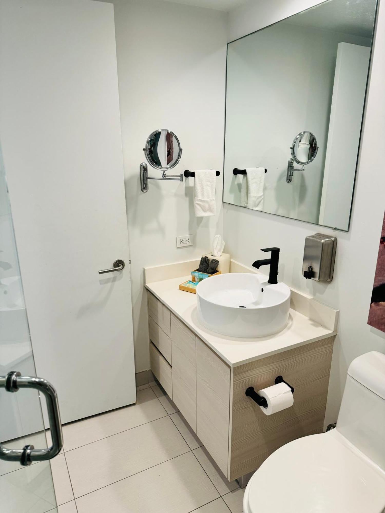 Beachwalk Resort & Condos Hallandale Beach Zewnętrze zdjęcie